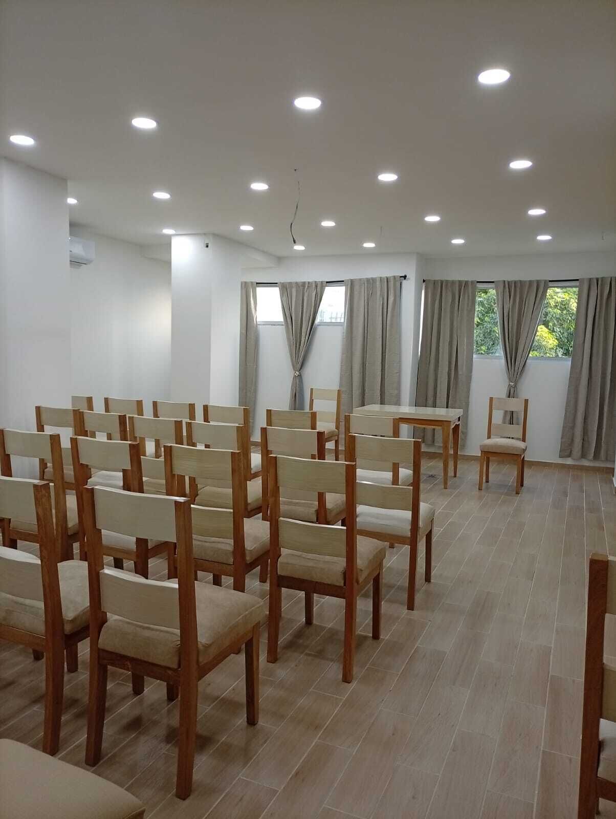 Free WiFi, wheelchair access