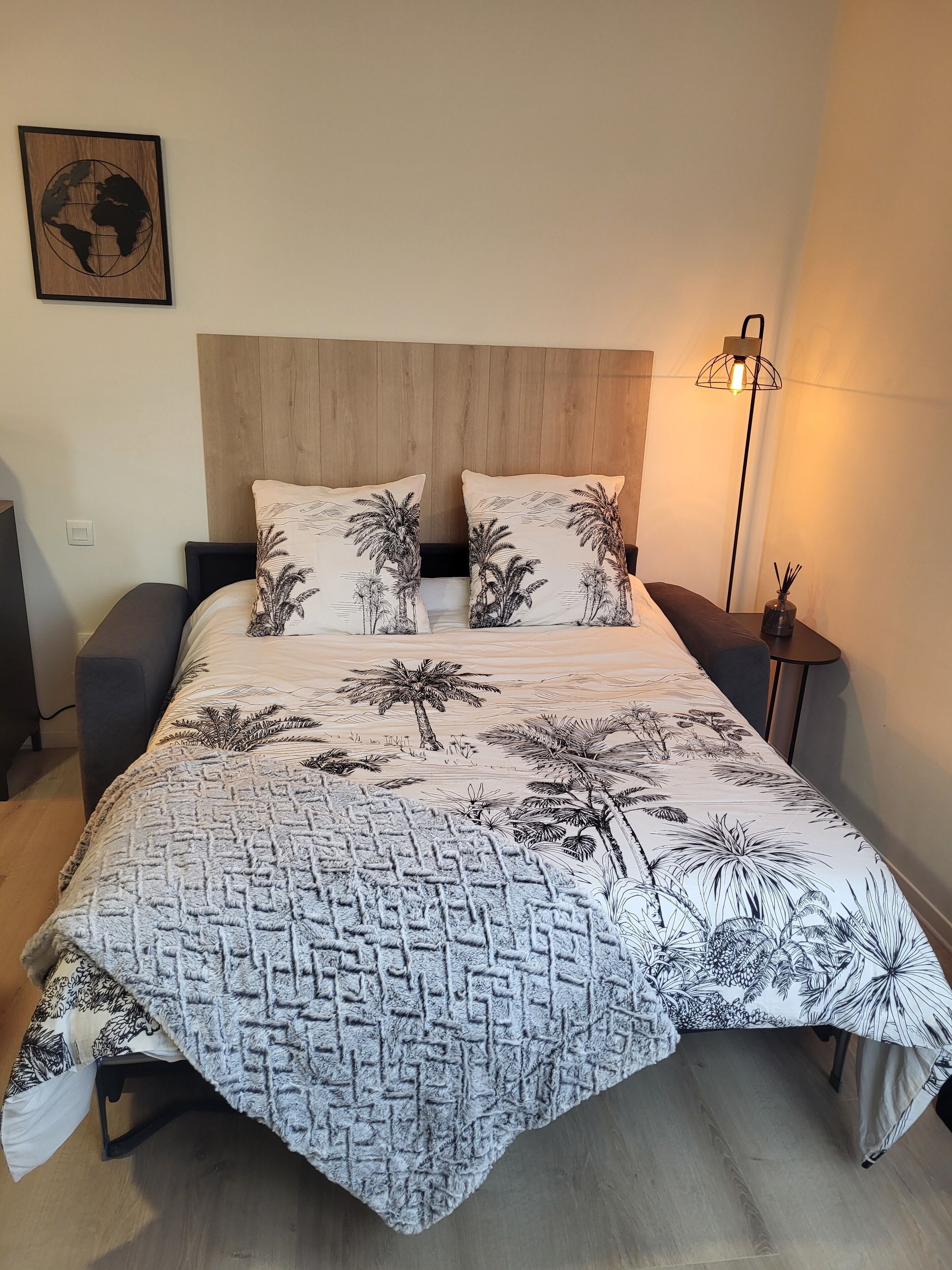 1 chambre, bureau, Wi-Fi gratuit, draps fournis