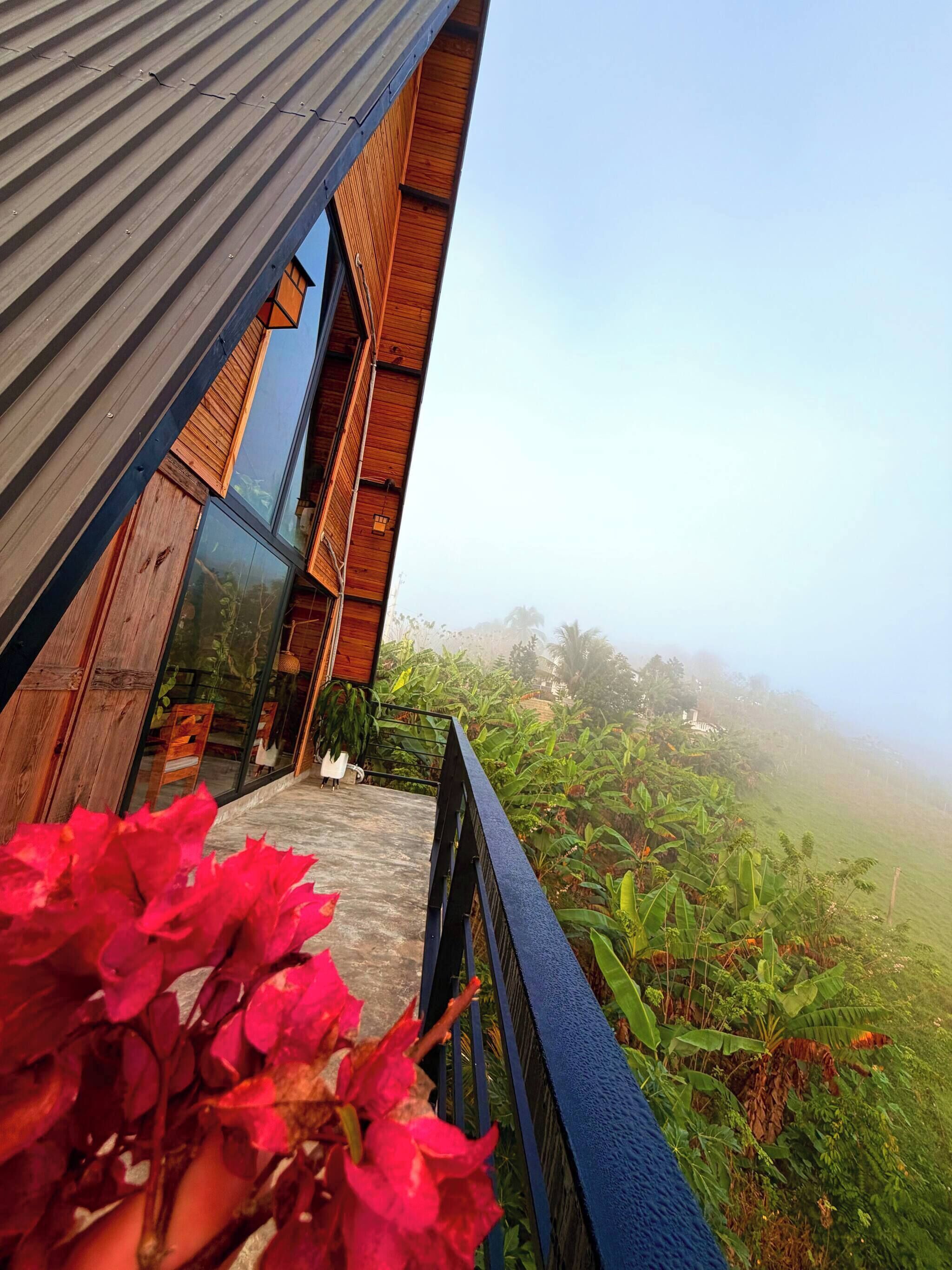 Cabane, 3 chambres, accessible aux personnes à mobilité réduite, balcon | Enceinte de l’hébergement