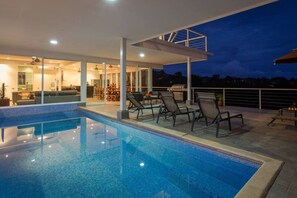 Pool - OUTSTANDING LUXURY, BREATHTAKING VIEWS, 150MB WIFI (Quepos)