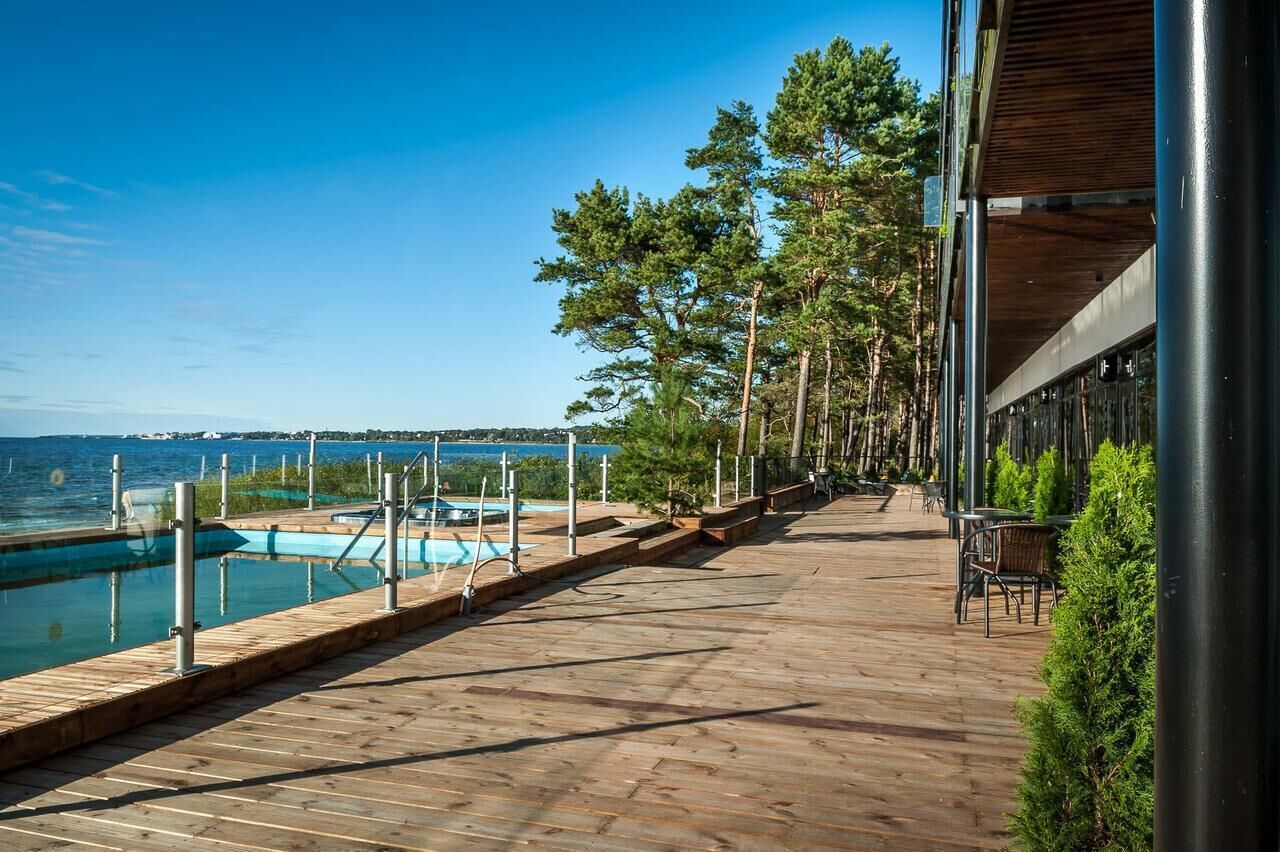 Piscina coperta, una piscina riscaldata
