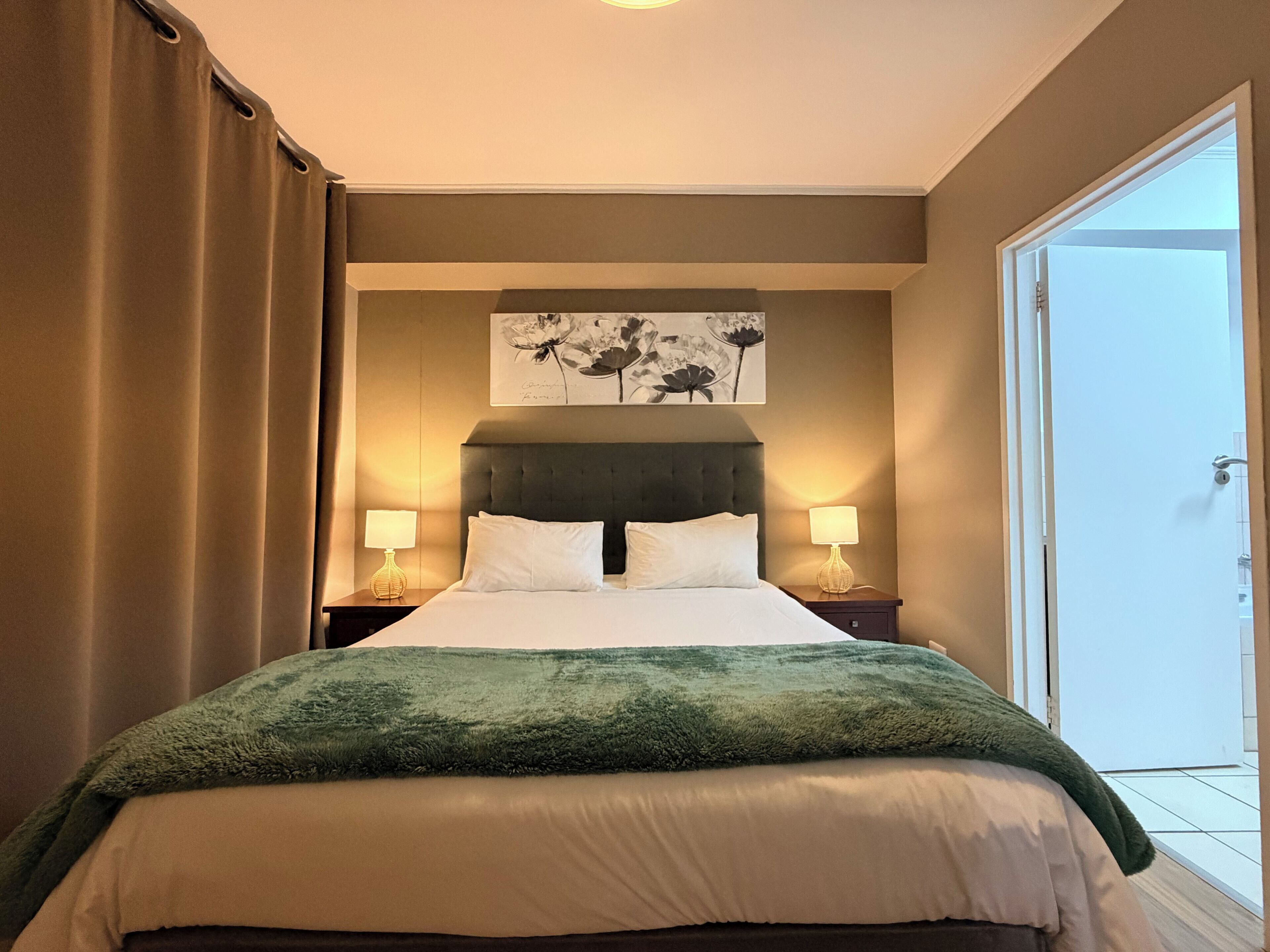 1 bedroom, iron/ironing board, internet, bed sheets