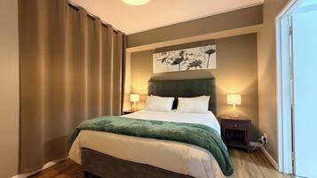 1 bedroom, iron/ironing board, internet, bed sheets