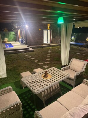 Deluxe Villa, Pool View | Outdoor dining - Feyza Villa  (Rize)