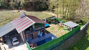 Deluxe villa, uitzicht op zwembad | Exterieur