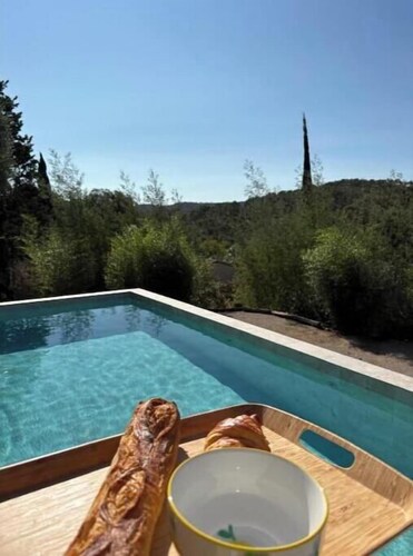 Completely renovated haven of peace swimming pool