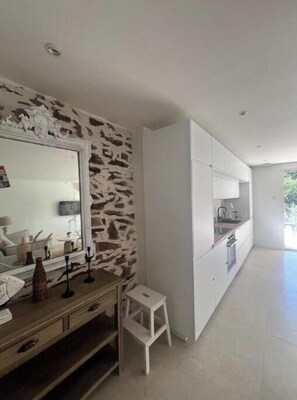Interior - Completely renovated haven of peace swimming pool (Grimaud)