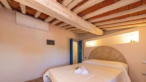 Unclassified image, 3 of 38, button - Il rifugio del vignaiolo by Interhome (Castagneto Carducci)