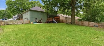 Hidden Gem in Blue Springs 4 Bed âą 3 Bath