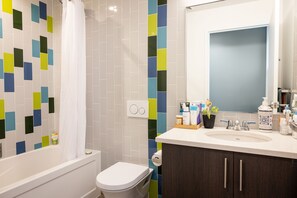Suite, 1 Einzelbett, Küche | Badezimmer | Seife, Shampoo, Toilettenpapier