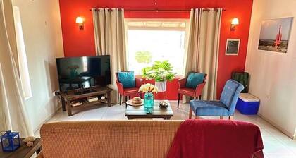 Located in Baby Beach • Cute 2BR/1BA Casita • Walk to Baby & Rodgers Beach
