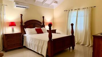 House, 3 Bedrooms, Accessible