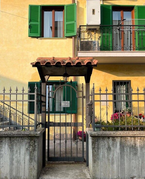 Exterior detail - Family-friendly apartment 4 km from the airport and a 20-minute train ride from Roma Termini (Ciampino)