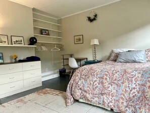 4 Schlafzimmer, Bügeleisen/Bügelbrett, kostenloses WLAN, Bettwäsche
