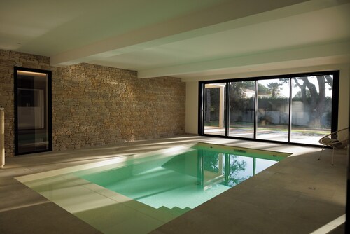 Villa Seventy, an enchanting retreat with air conditioning and pool
