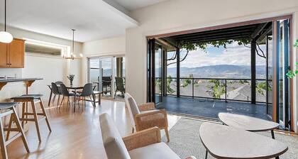 Full House with Amazing Views and HotTub