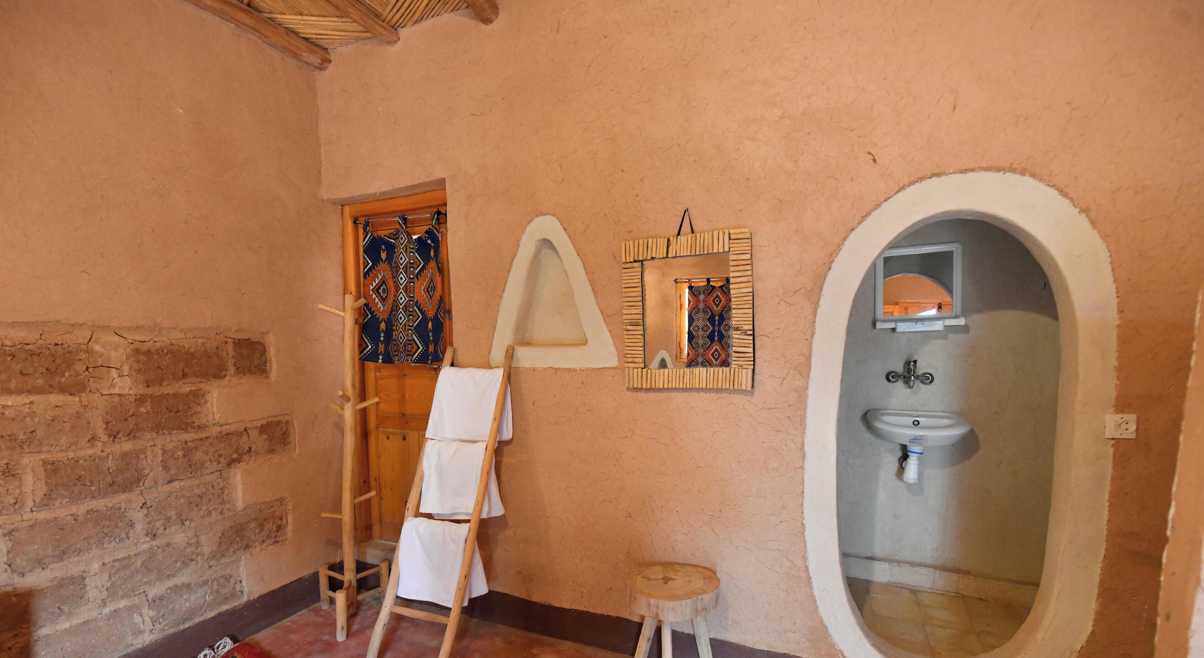 Chambre Avec Jardin Et Terrasse Privée Au Coeur De La Palmerais - Ouarzazate