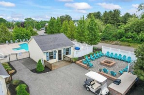 Exterior - Just Beachy  New Rental (Wells)