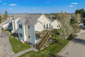 Exterior - Just Beachy  New Rental (Wells)