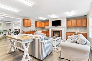 TV - Just Beachy  New Rental (Wells)