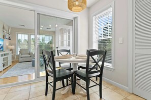 Dining - Just Beachy  New Rental (Wells)