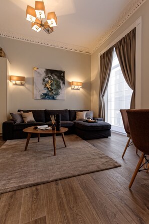 Unclassified image, 4 of 31, button - One bedroom apartment by Dmontrio (London)
