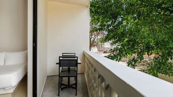 Appartement Familial, balcon | Enceinte de l’hébergement
