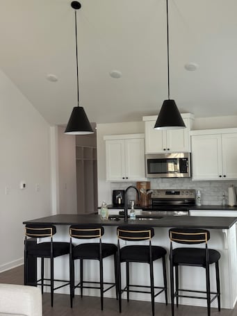 Private kitchen. Chaffee Cottage - walk to ACHE, Ft Chaffee, ArcBEST \ sleeps 9 \ 2 king beds