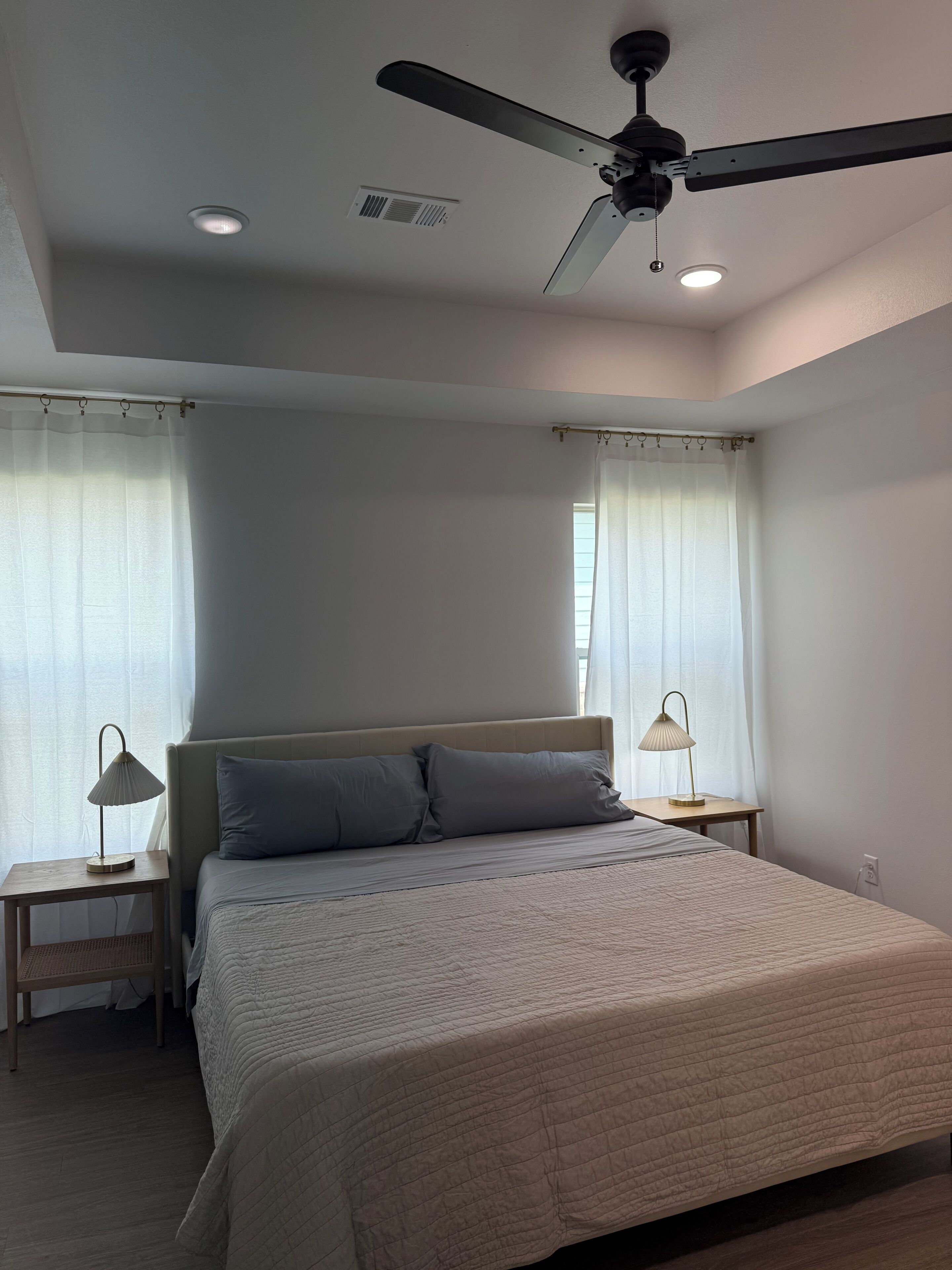 3 chambres, fer et planche à repasser, Wi-Fi, literie fournie