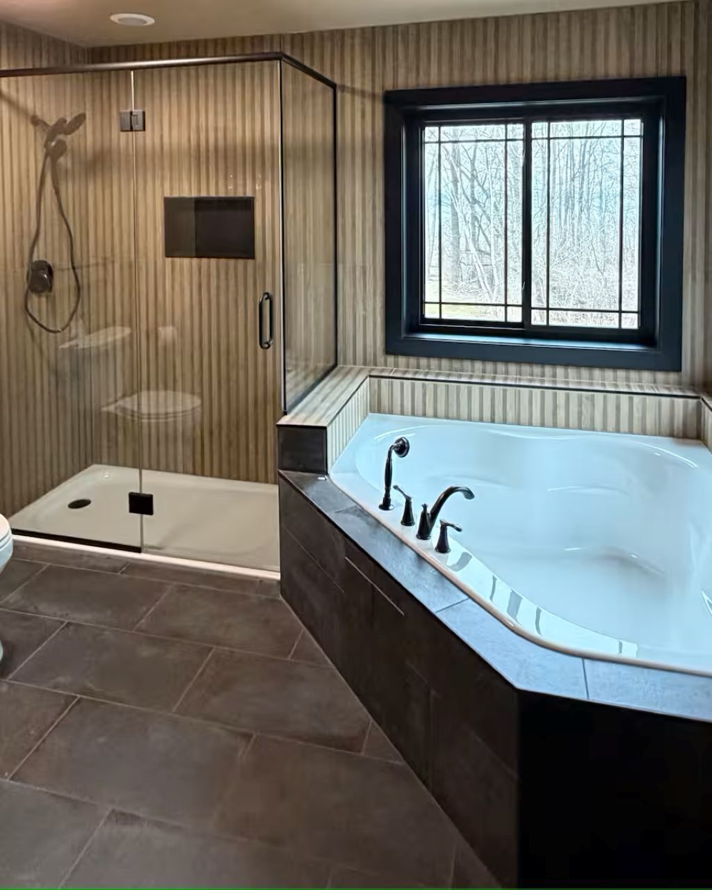 Shower, jetted tub, hair dryer, towels