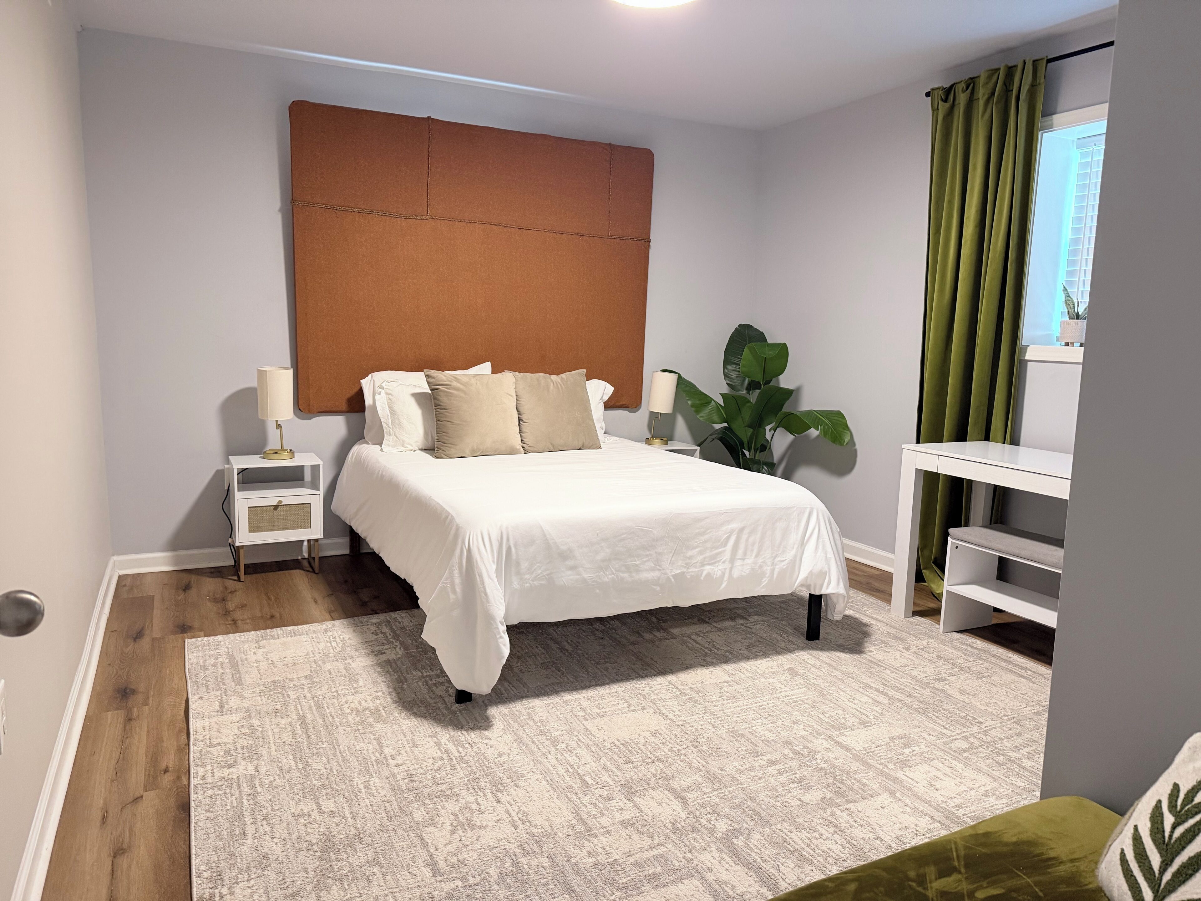 2 slaapkamers, een strijkplank/strijkijzer, gratis wifi, beddengoed