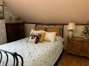 Strykjärn/strykbräda, internet och sängkläder