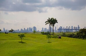 Golf - GreatCanal-Front Luxury 3BR | City & Golf View 401 (Cocoli)