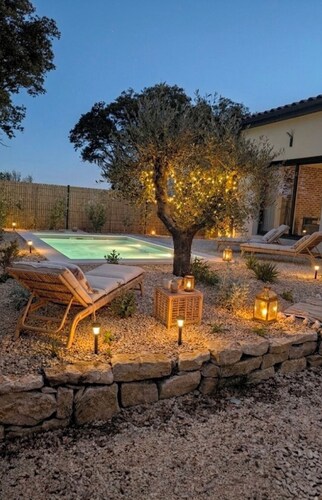Jardin de Sévigné: Pool & Brunch - Grignan
