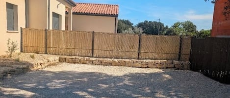 Enceinte de l’hébergement