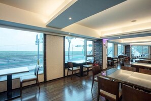 Dining - Sees Revert Hotel (New Taipei City)