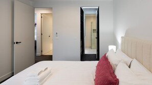 Wi-Fi de cortesia, roupa de cama