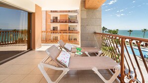 Property grounds - Sonoran Sun SW-414 Ocean Front Wraparound Terrace Condo (Puerto Peñasco)