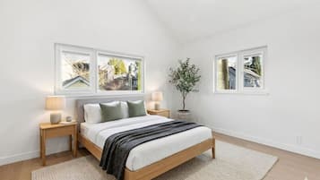 Iron/ironing board, travel cot, WiFi, bed sheets
