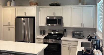Sequoia Arcade House - New Build - Sleeps 10