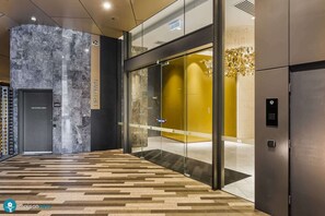 Interior - Sky Tower Luxe Retreat Pool & Gym (Brisbane City)
