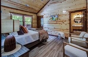 4 bedrooms, free WiFi, bed sheets, wheelchair access