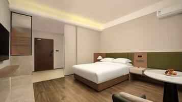 Basic Single Room | Free WiFi