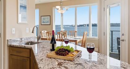 Puget Sound Waterfront, Kayaks + Mt Rainier, 3BR