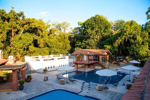 15 piscinas al aire libre