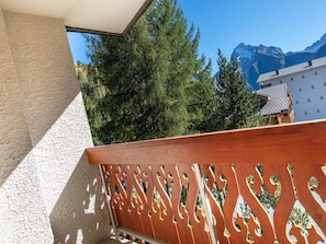 Apartment | Balcony - Alpine Studio in Central Setting (Les Deux Alpes)