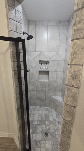 Shower, hair dryer, towels, soap - Country Retreat - Brand New 3BR/2BA in Poolville, TX (Poolville)