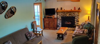 Adirondack Getaway. Close to Gore and many natural attractions.