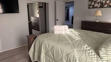 3 Schlafzimmer, Bügeleisen/Bügelbrett, WLAN, Bettwäsche