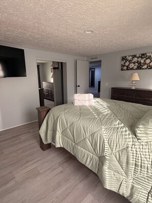 3 Schlafzimmer, Bügeleisen/Bügelbrett, WLAN, Bettwäsche